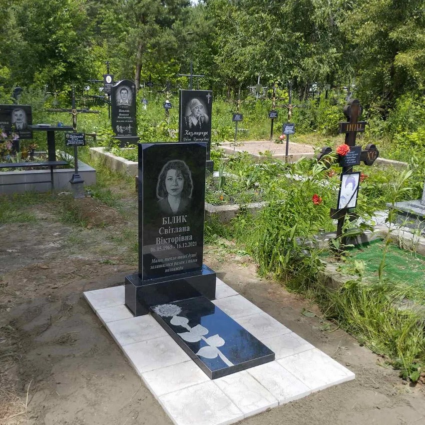 Пам'ятник з граніту