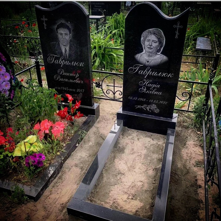 Пам'ятник з граніту