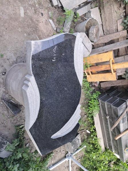 Пам'ятник з граніту