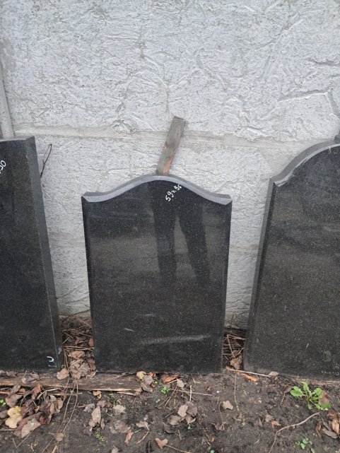Пам'ятник з граніту